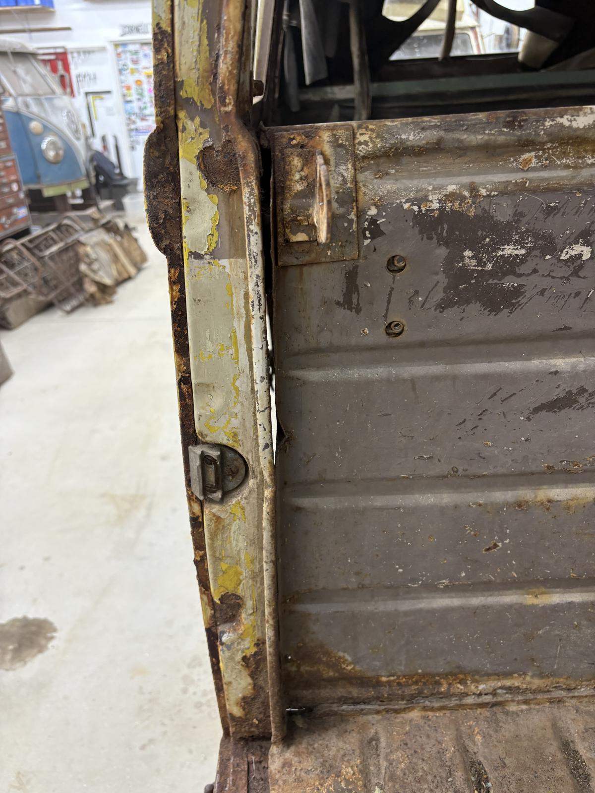 Image may have been reduced in size. Click image to view fullscreen.