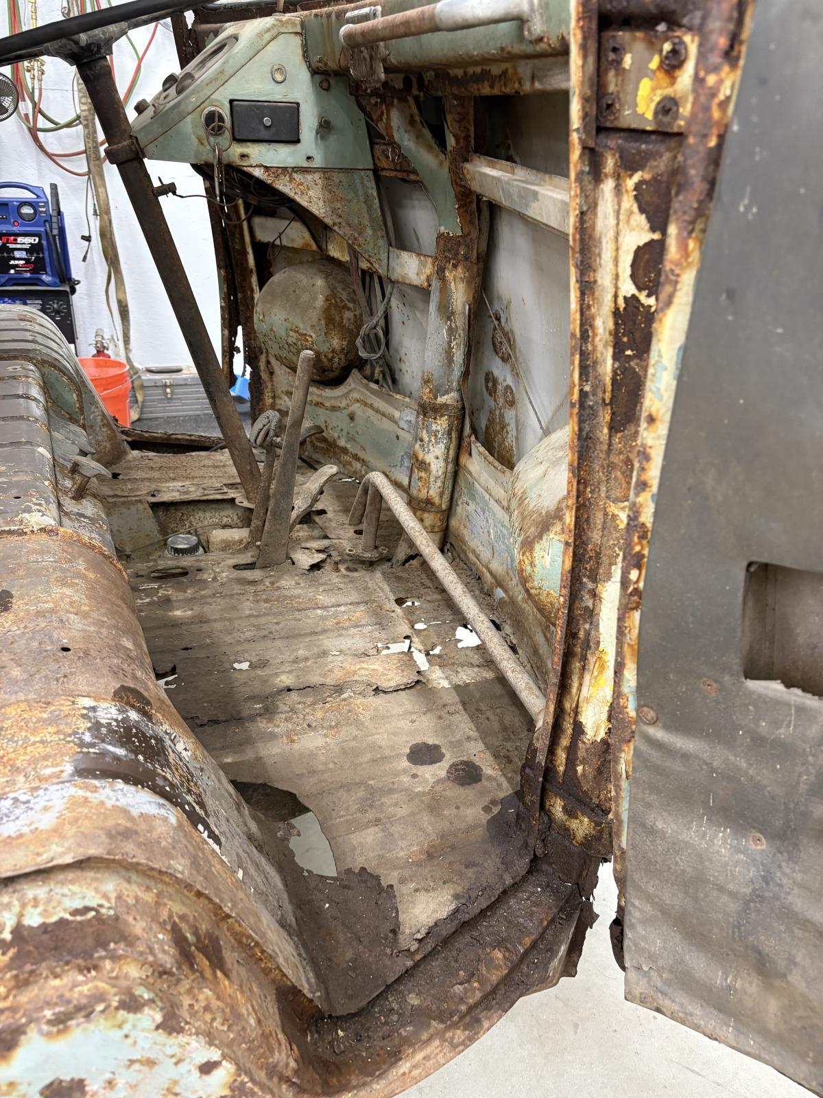 Image may have been reduced in size. Click image to view fullscreen.