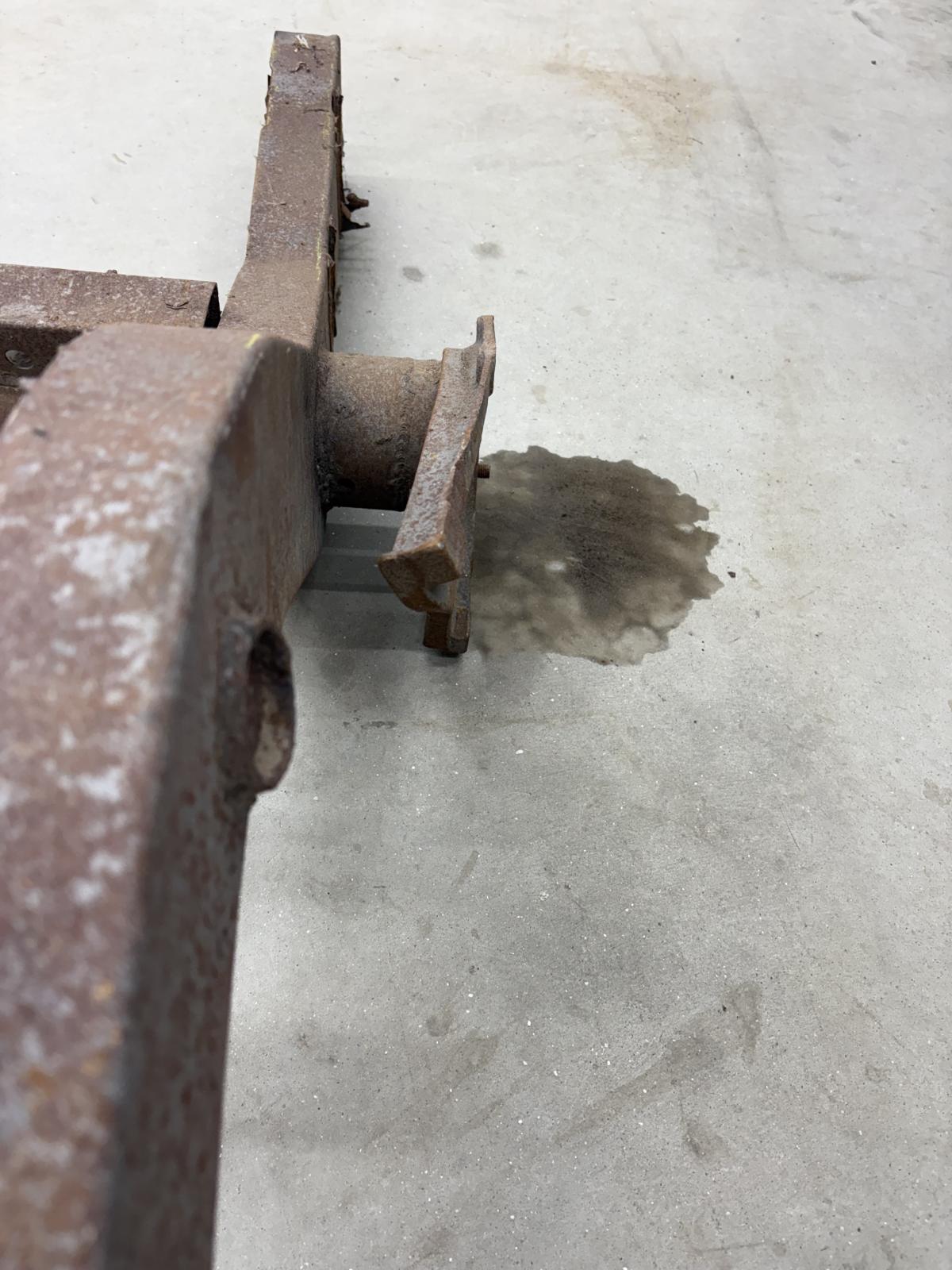 Image may have been reduced in size. Click image to view fullscreen.