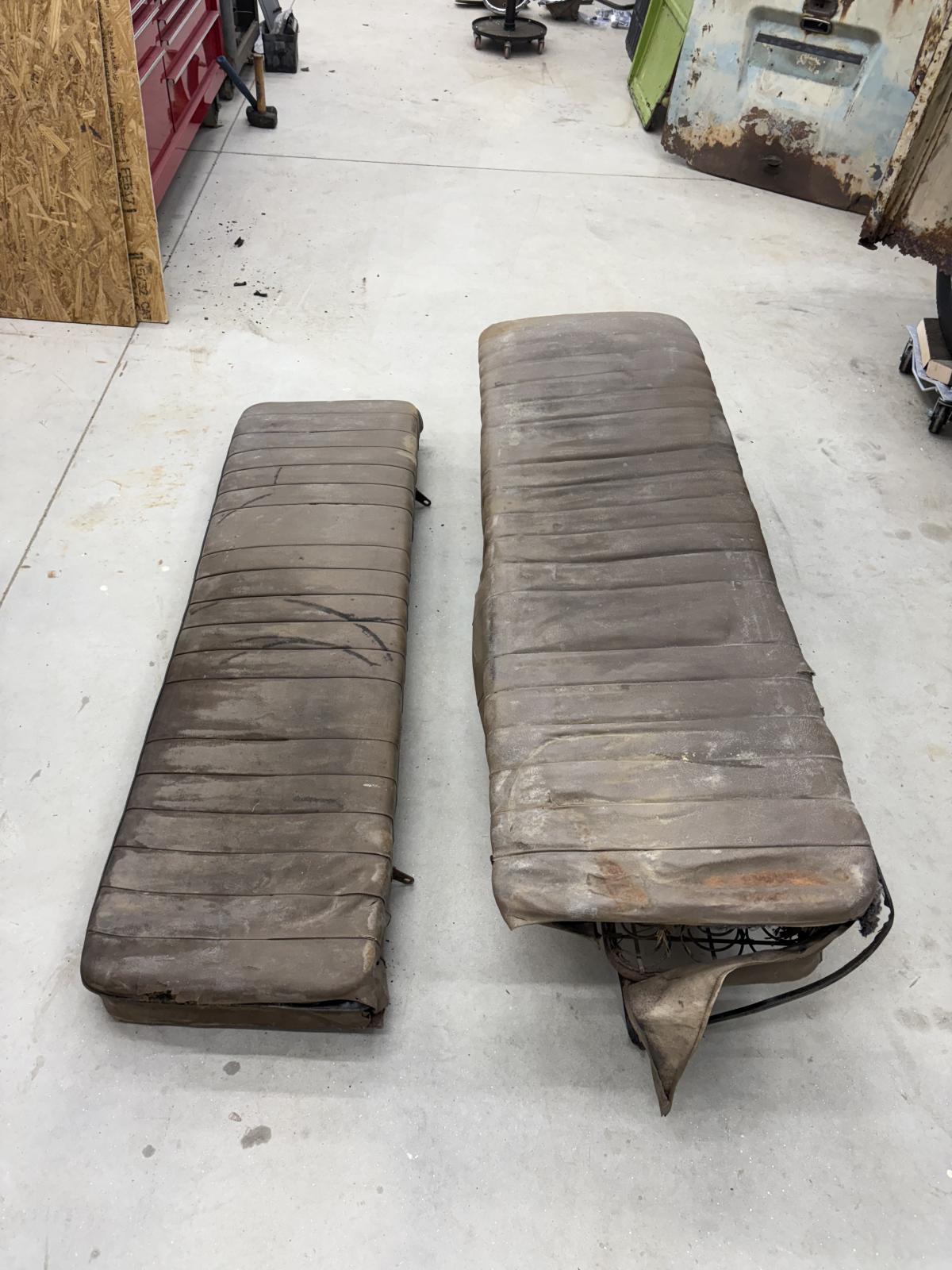 Image may have been reduced in size. Click image to view fullscreen.