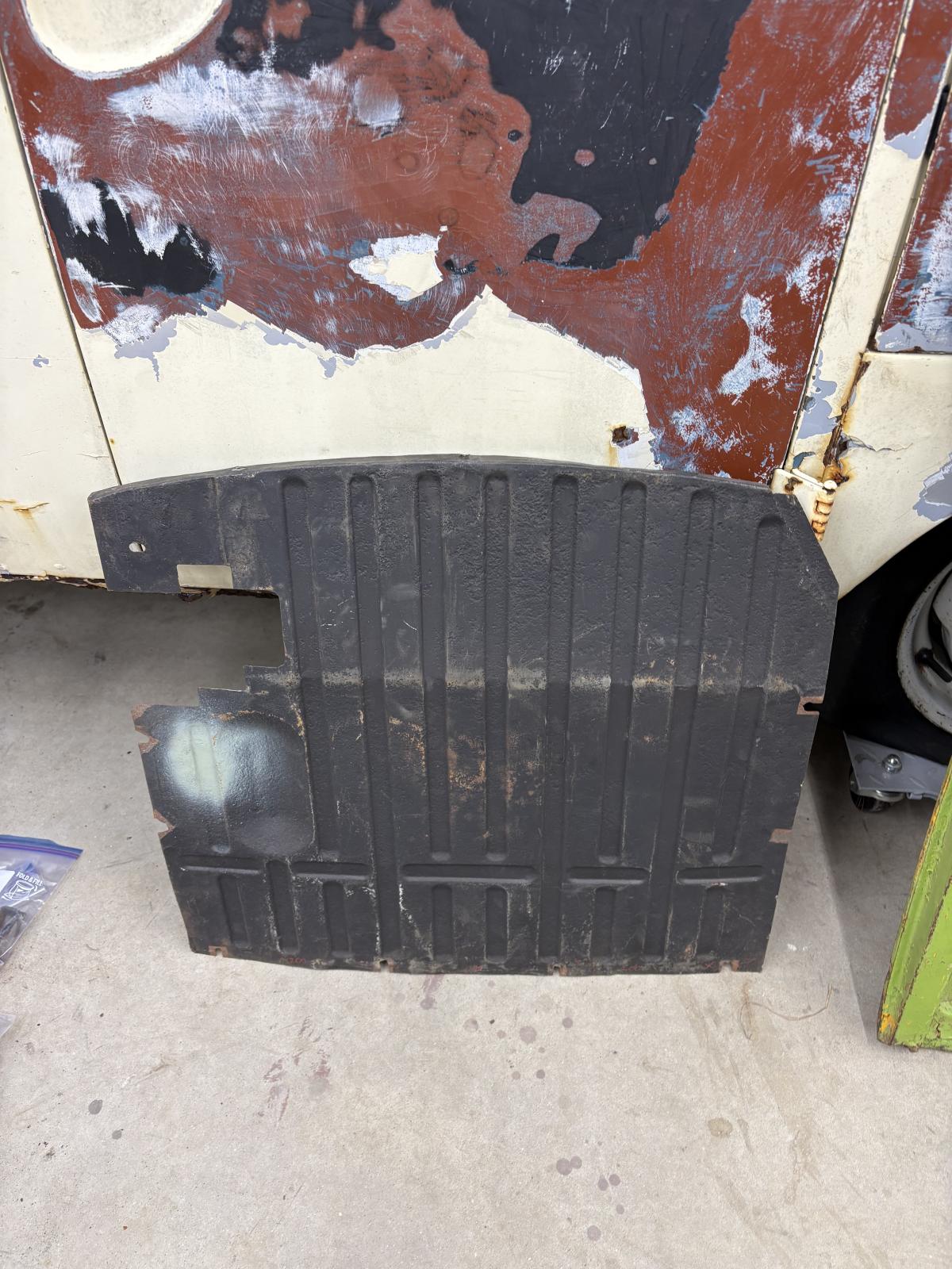 Image may have been reduced in size. Click image to view fullscreen.