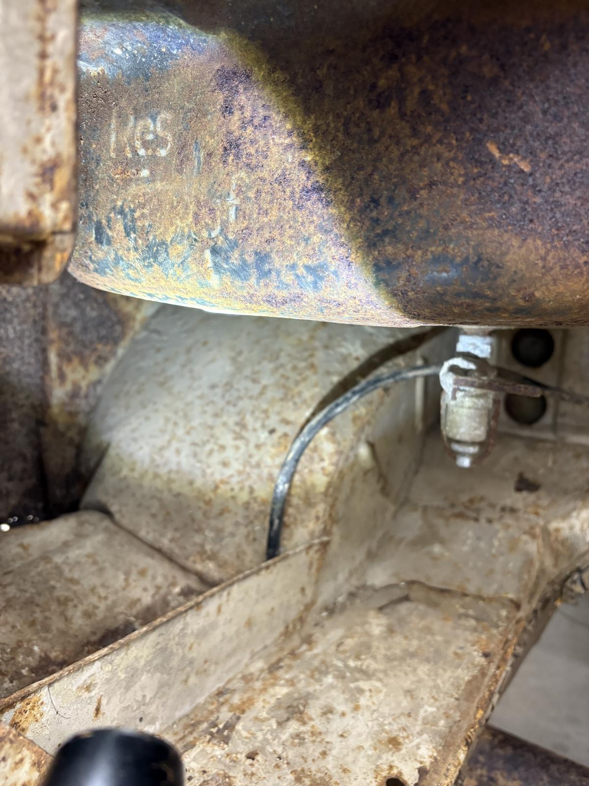 Image may have been reduced in size. Click image to view fullscreen.