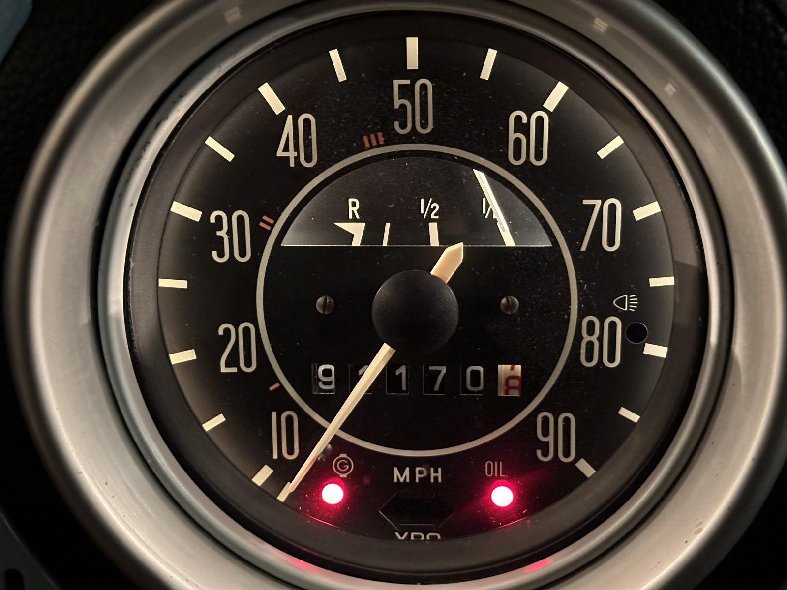 Image may have been reduced in size. Click image to view fullscreen.