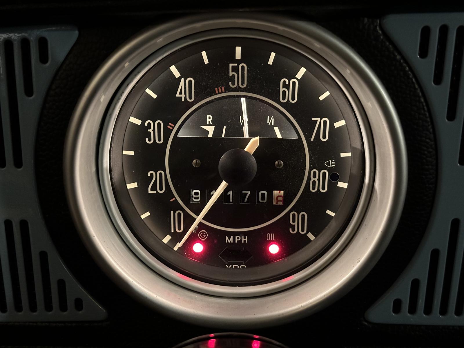 Image may have been reduced in size. Click image to view fullscreen.