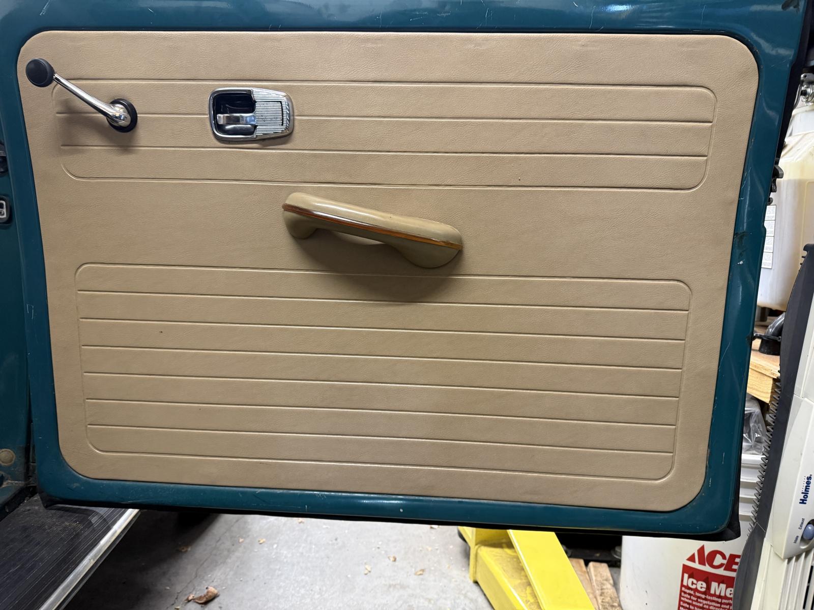 Image may have been reduced in size. Click image to view fullscreen.