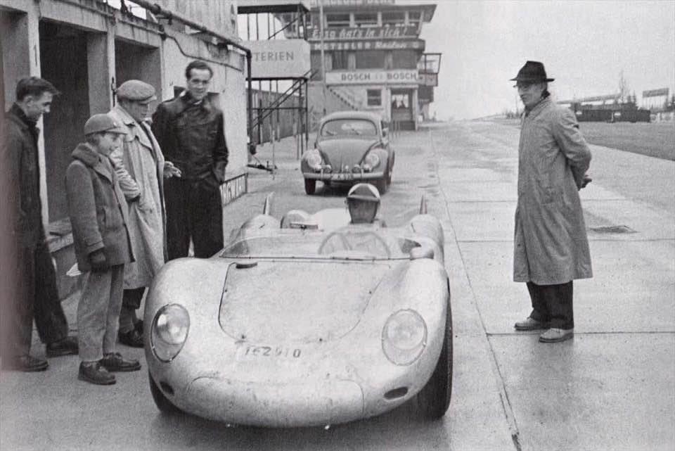 Image may have been reduced in size. Click image to view fullscreen.