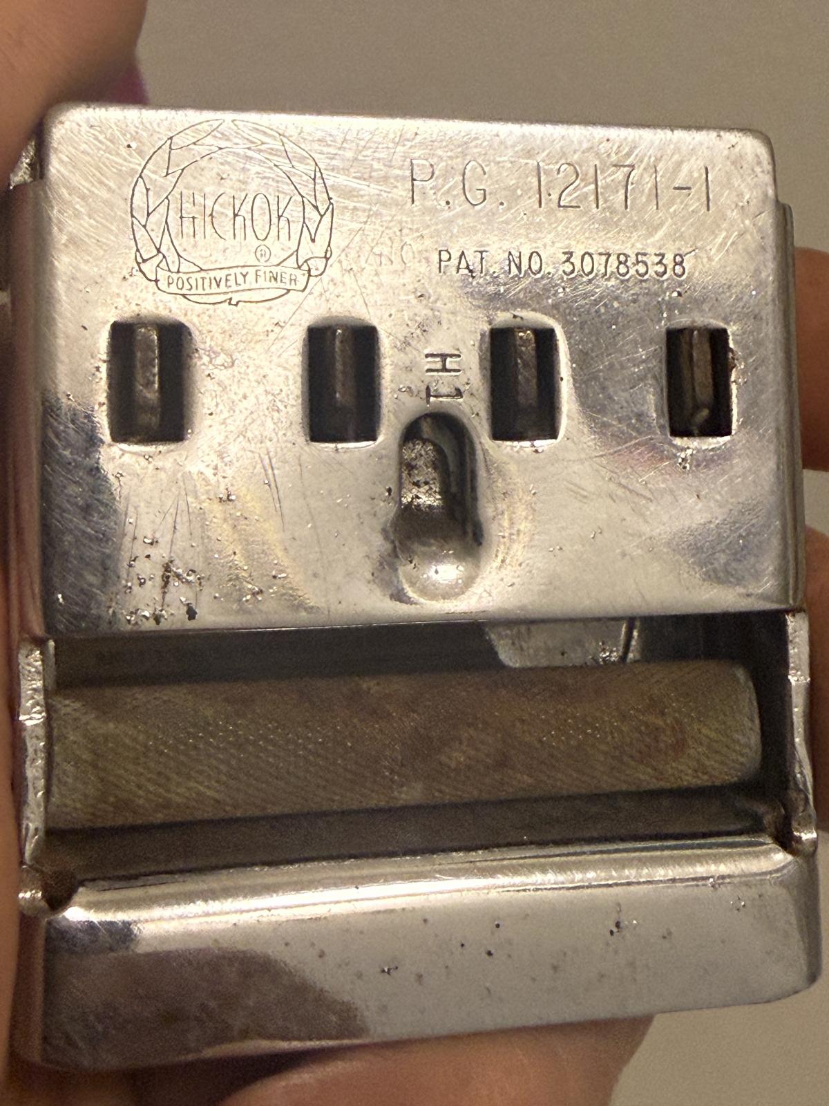 Image may have been reduced in size. Click image to view fullscreen.