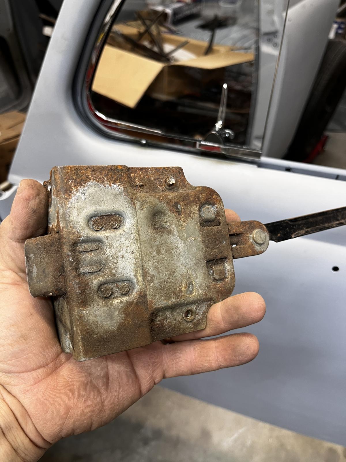 Image may have been reduced in size. Click image to view fullscreen.