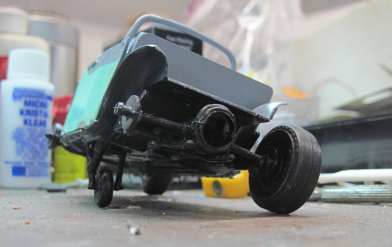 Image may have been reduced in size. Click image to view fullscreen.