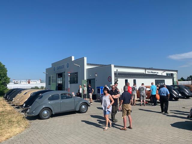 Image may have been reduced in size. Click image to view fullscreen.