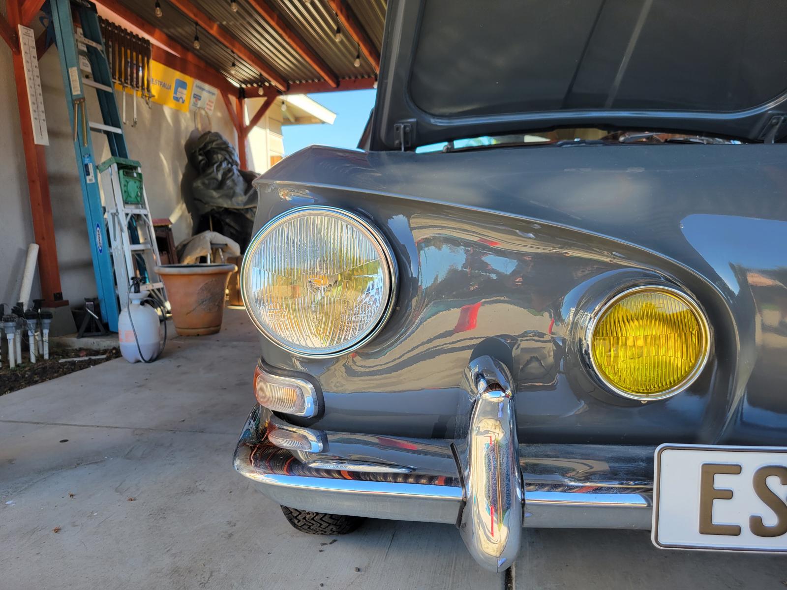 Image may have been reduced in size. Click image to view fullscreen.