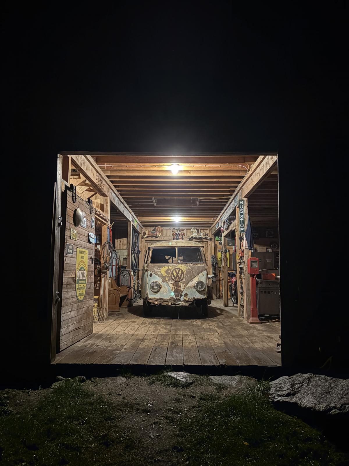 Image may have been reduced in size. Click image to view fullscreen.