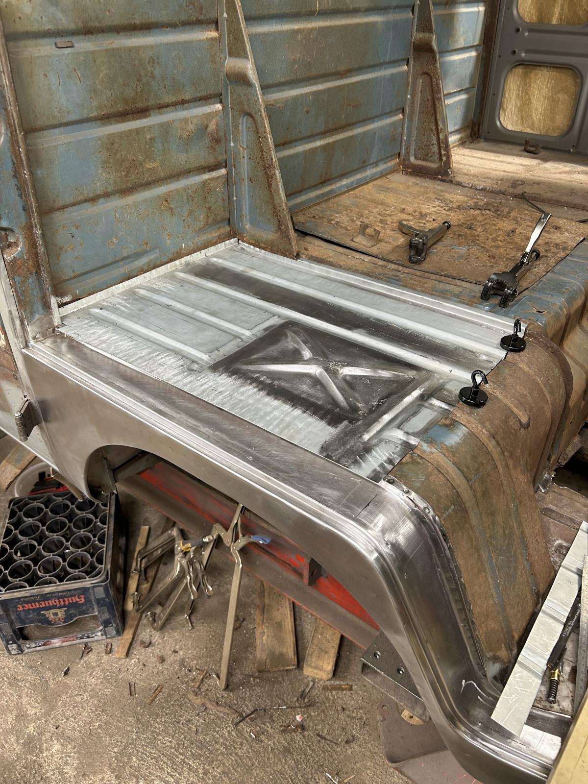 Image may have been reduced in size. Click image to view fullscreen.