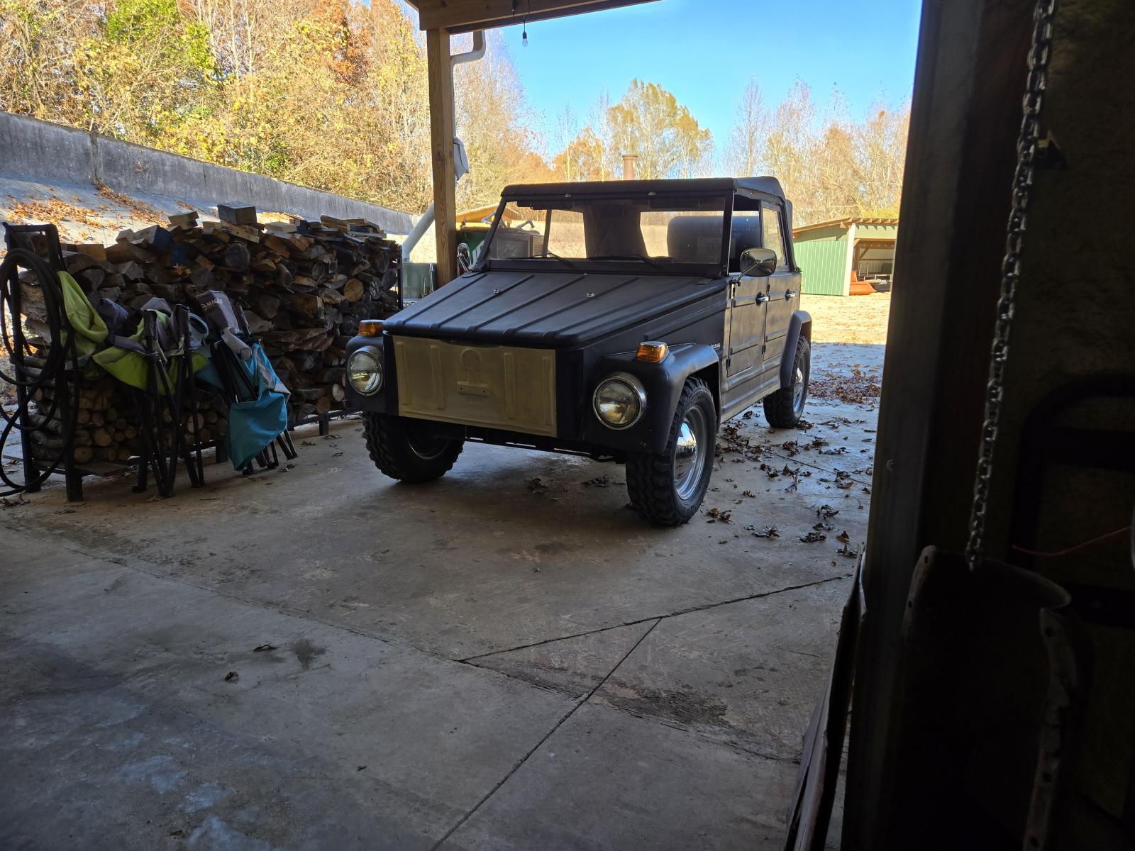 Image may have been reduced in size. Click image to view fullscreen.