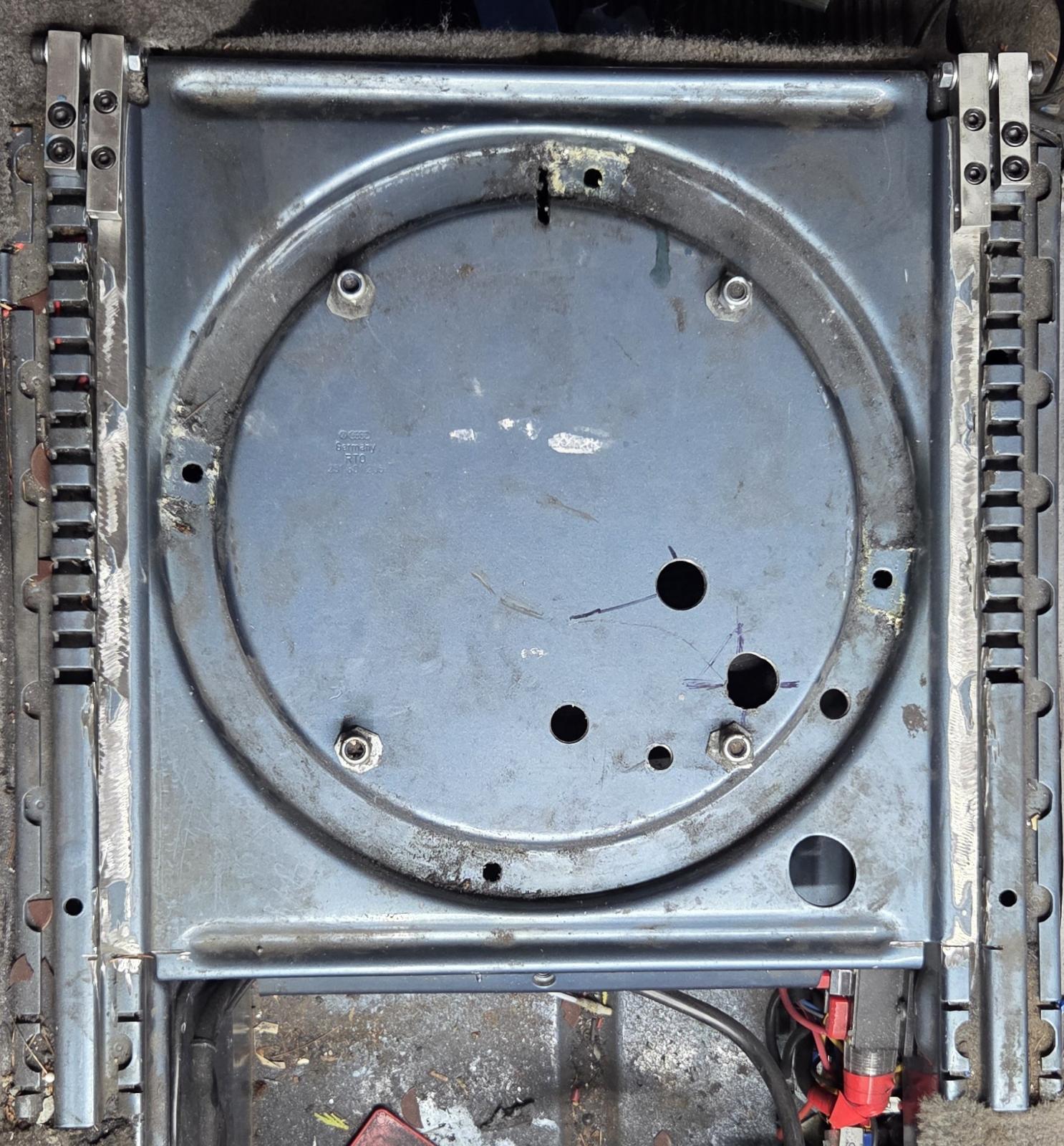 Image may have been reduced in size. Click image to view fullscreen.