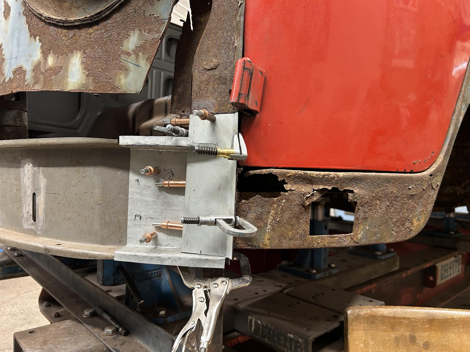 Image may have been reduced in size. Click image to view fullscreen.