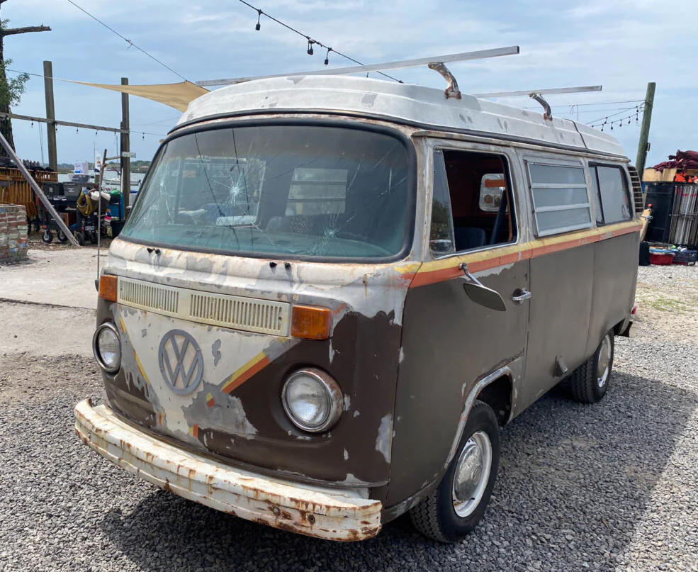 Image may have been reduced in size. Click image to view fullscreen.