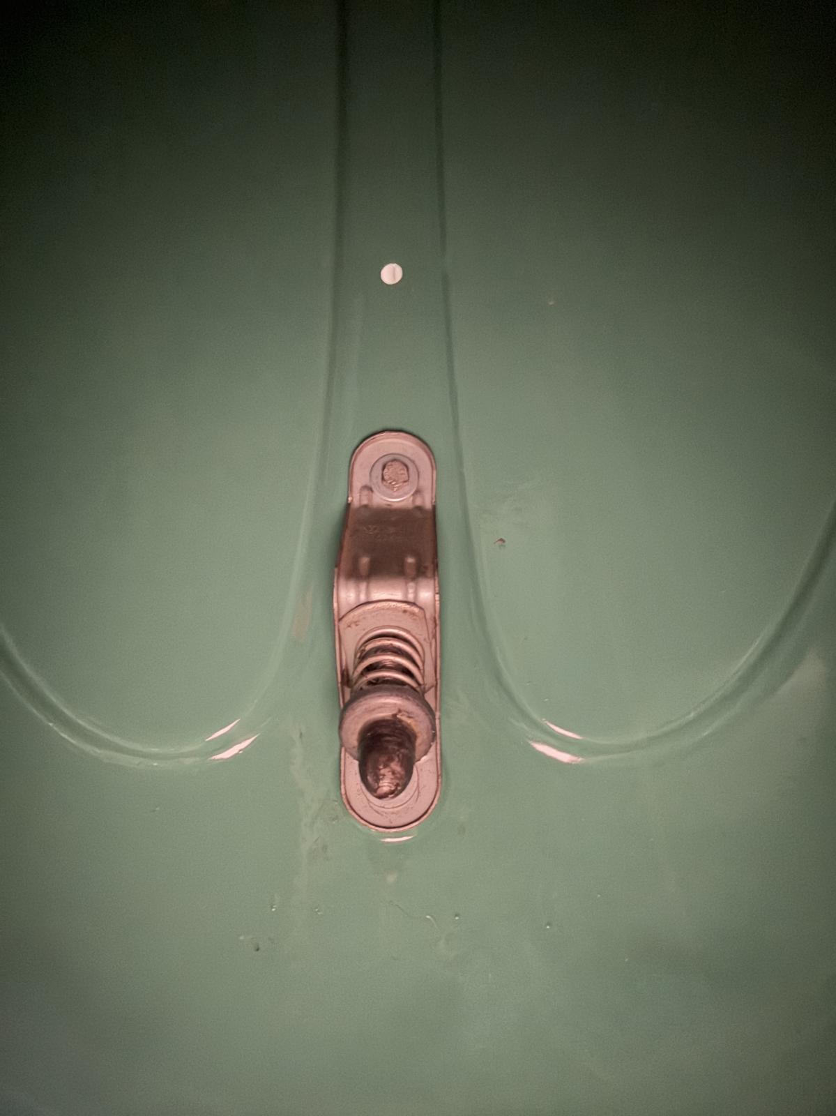 Image may have been reduced in size. Click image to view fullscreen.