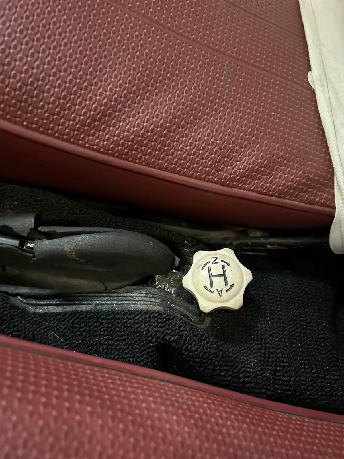 Image may have been reduced in size. Click image to view fullscreen.