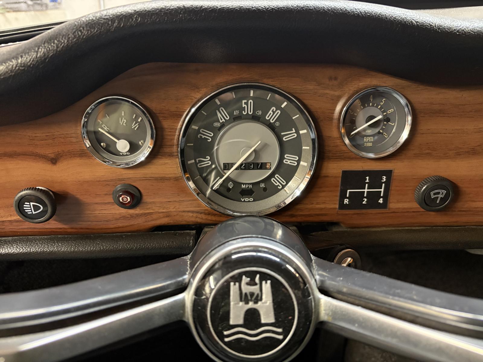 Image may have been reduced in size. Click image to view fullscreen.