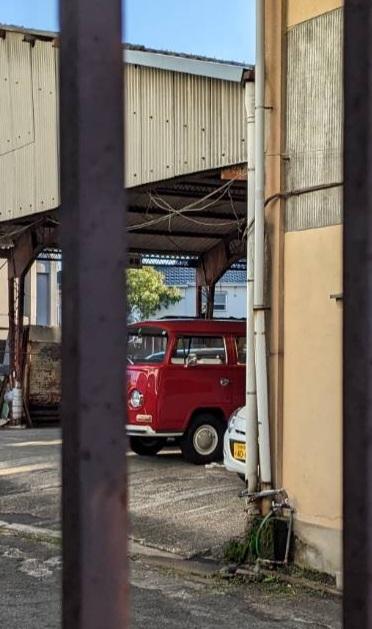 Image may have been reduced in size. Click image to view fullscreen.