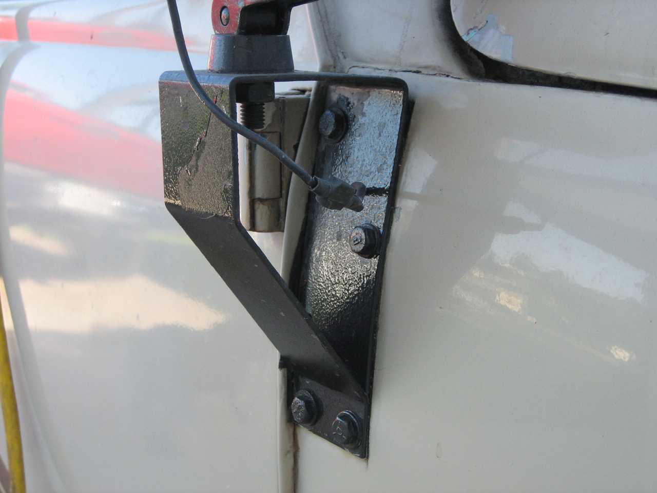 Image may have been reduced in size. Click image to view fullscreen.