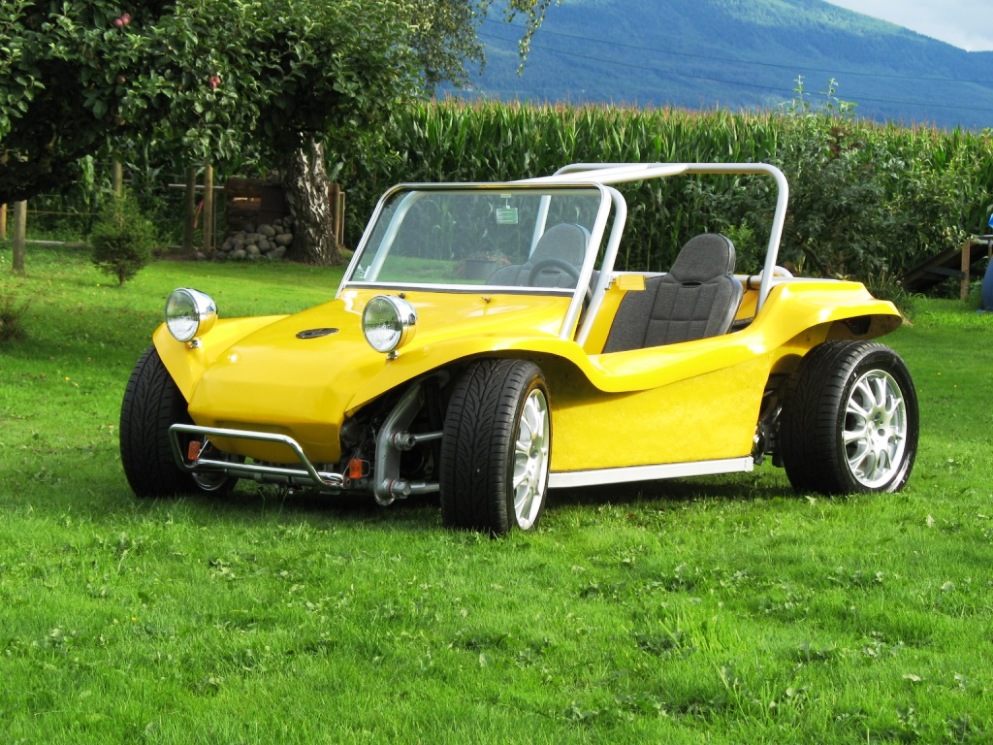 yellow dune buggy