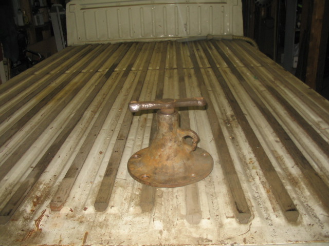 Image may have been reduced in size. Click image to view fullscreen.