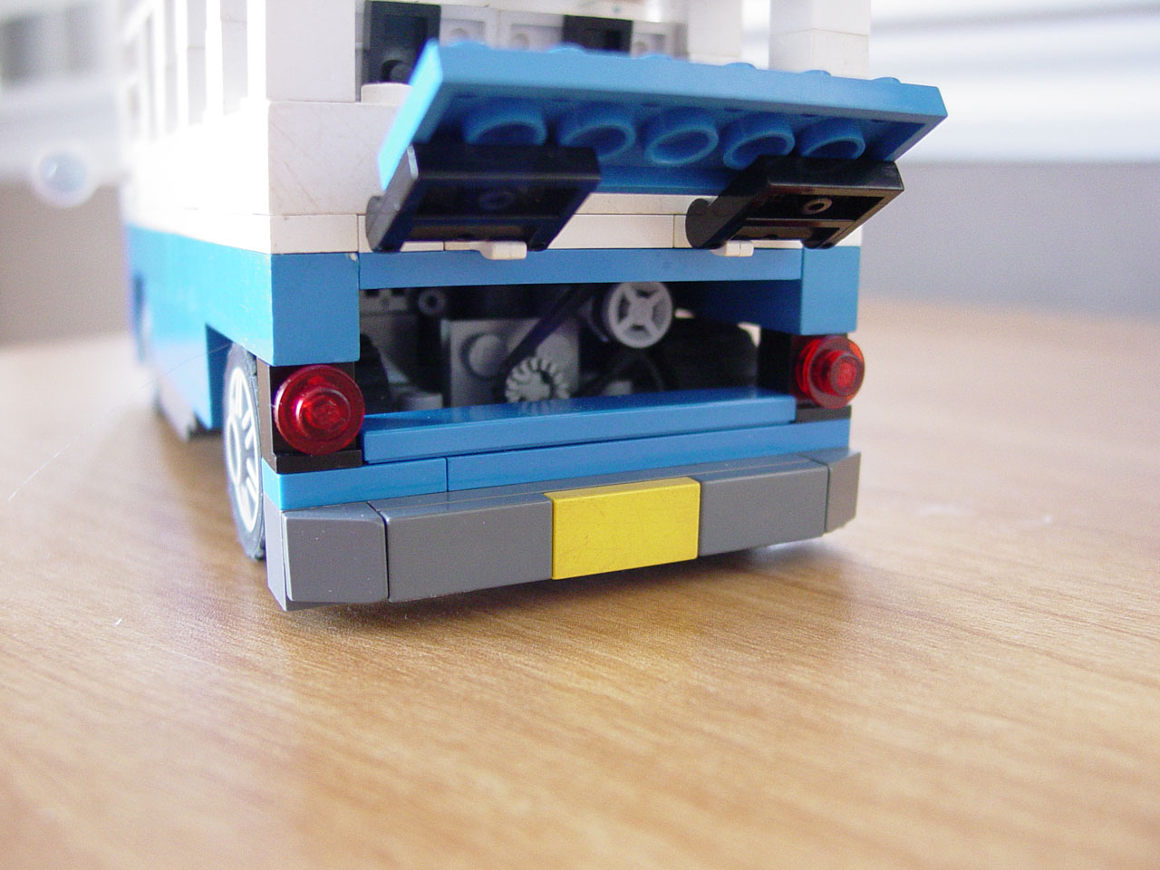 TheSamba.com :: Split Bus - View topic - Lego Set #10220 VW Bus Camper ...