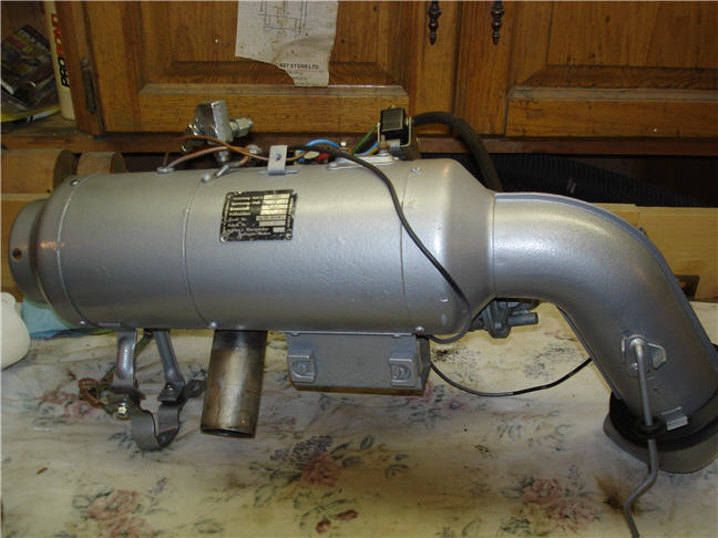 Image may have been reduced in size. Click image to view fullscreen.
