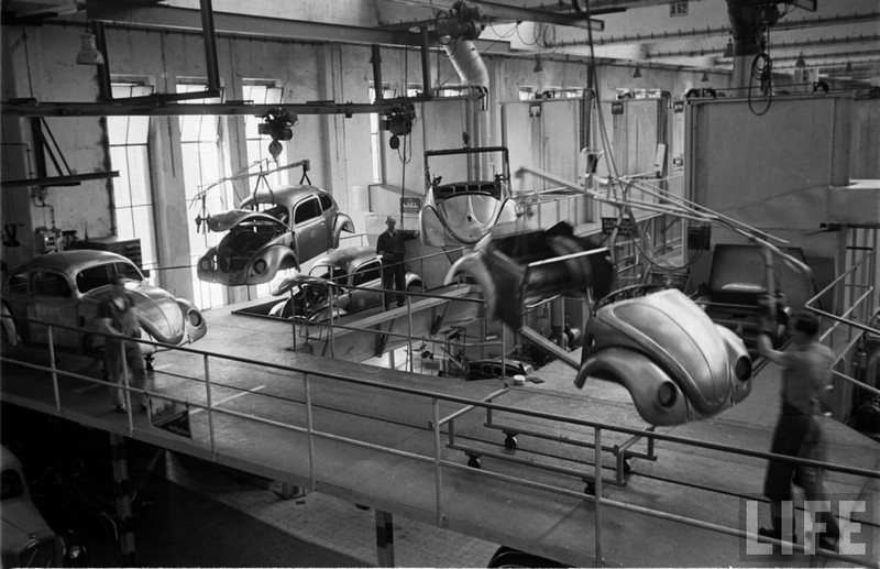 Image may have been reduced in size. Click image to view fullscreen.