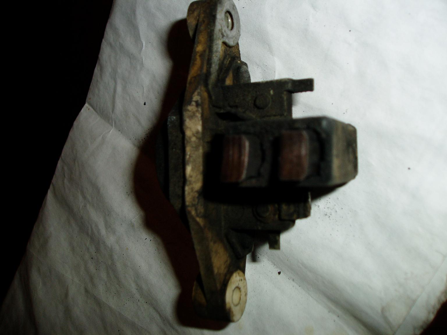 Image may have been reduced in size. Click image to view fullscreen.