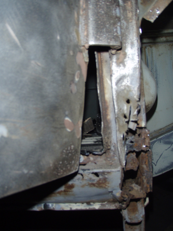 Image may have been reduced in size. Click image to view fullscreen.