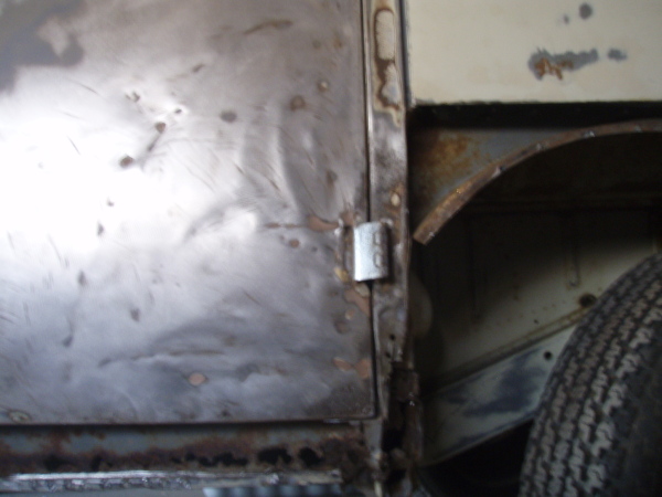 Image may have been reduced in size. Click image to view fullscreen.