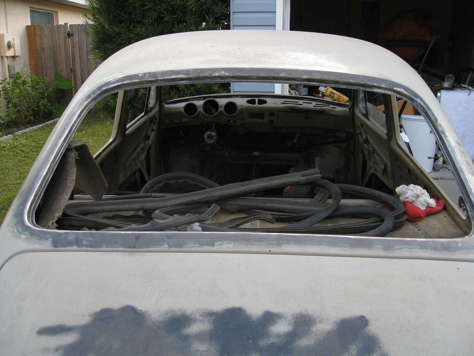 Image may have been reduced in size. Click image to view fullscreen.
