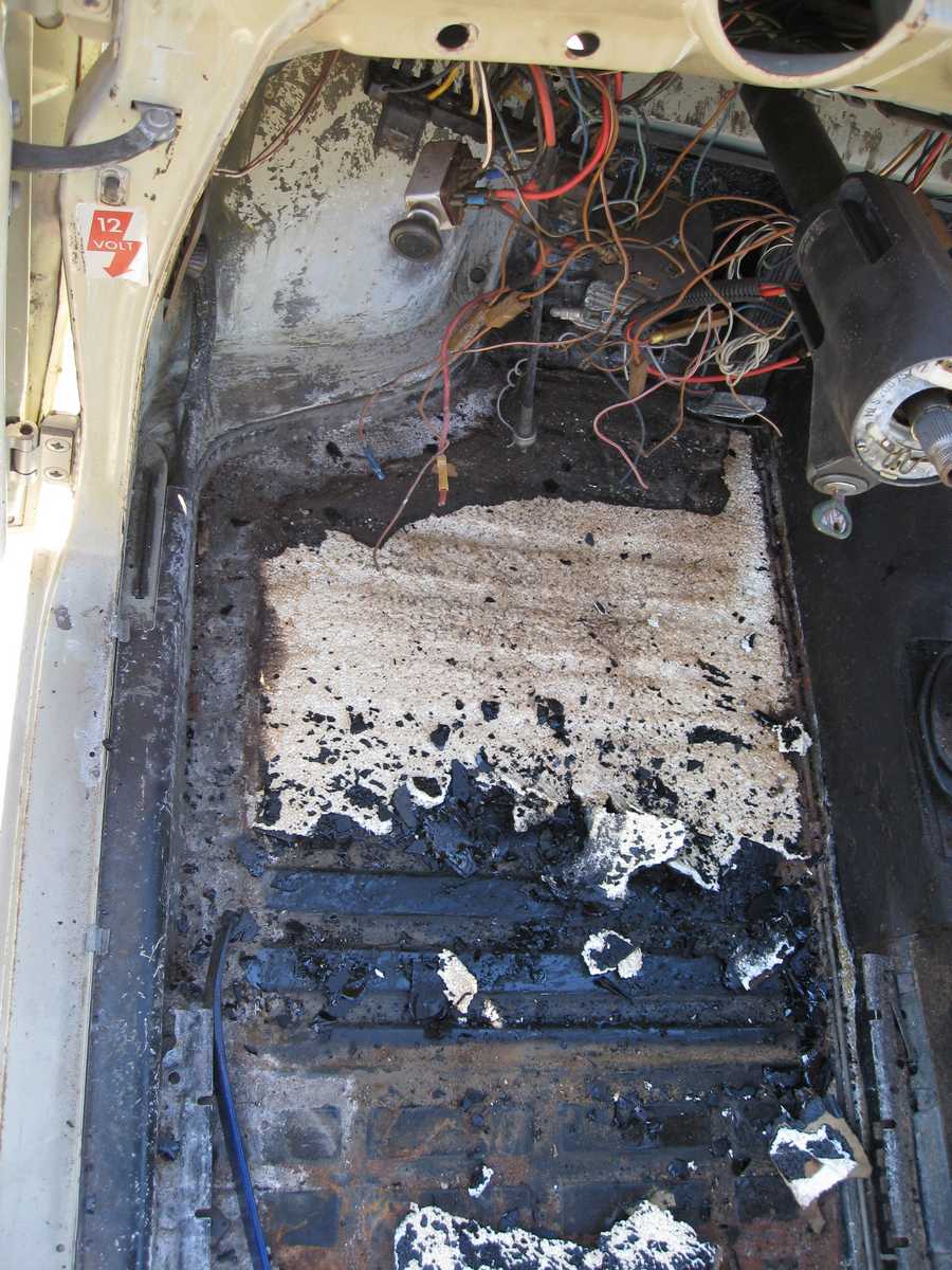 Image may have been reduced in size. Click image to view fullscreen.
