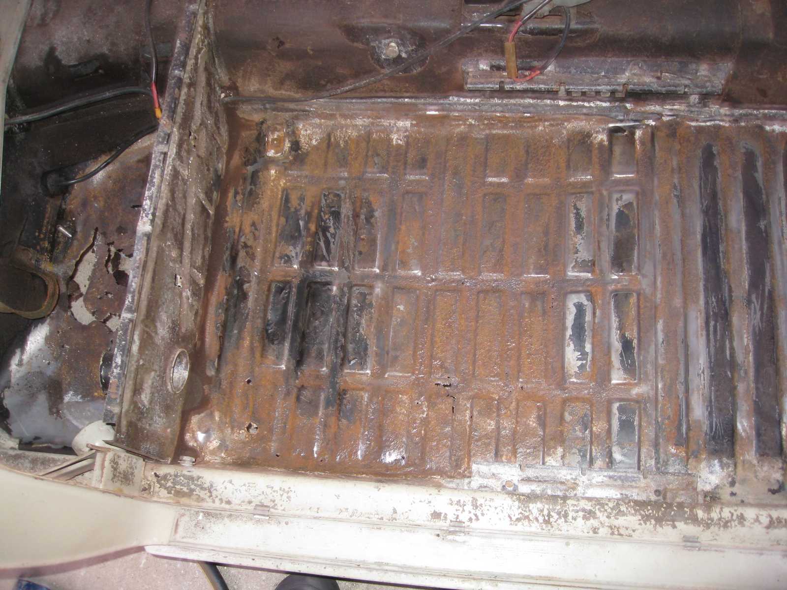 Image may have been reduced in size. Click image to view fullscreen.