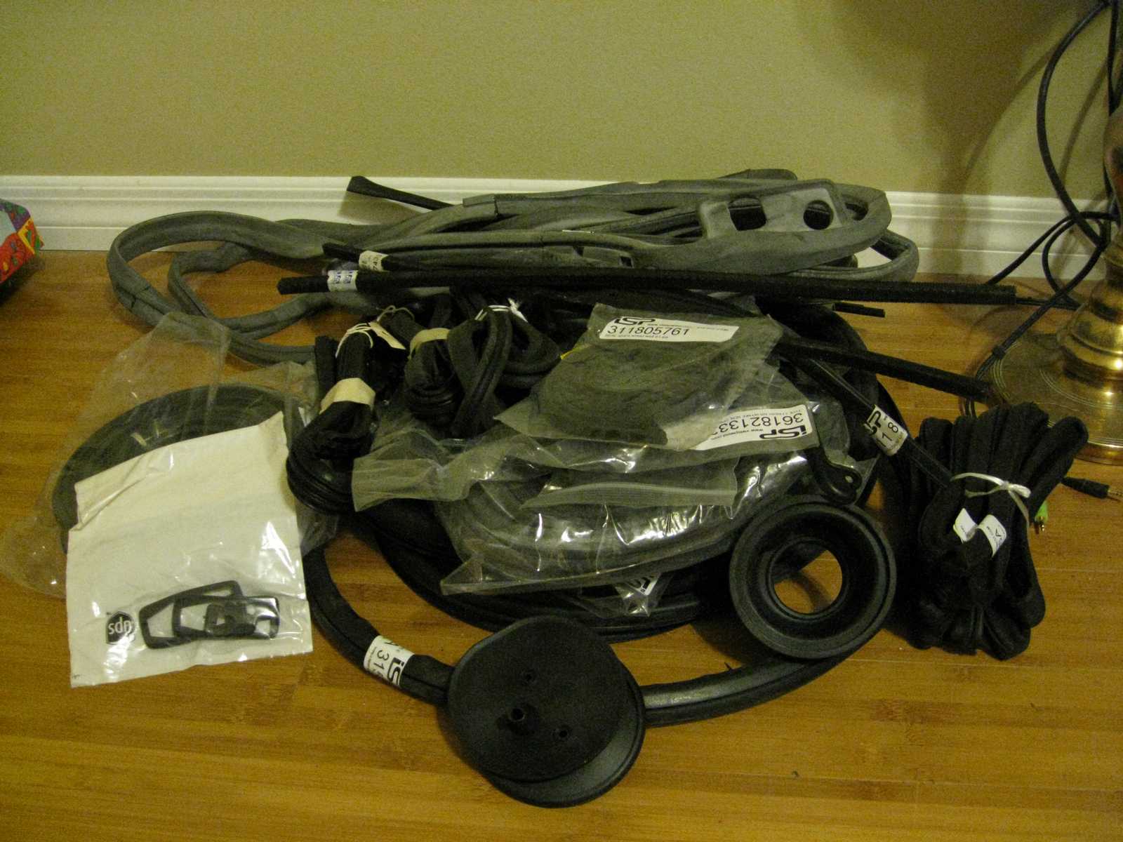 Image may have been reduced in size. Click image to view fullscreen.