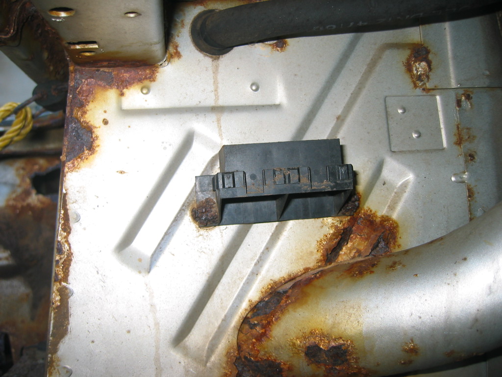 Vanagon View topic Pic of the idle stabilizer unit?