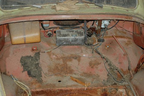 Image may have been reduced in size. Click image to view fullscreen.