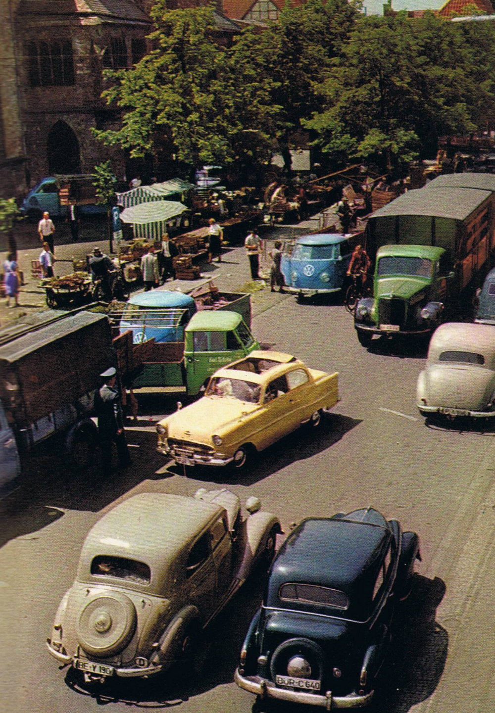 Image may have been reduced in size. Click image to view fullscreen.