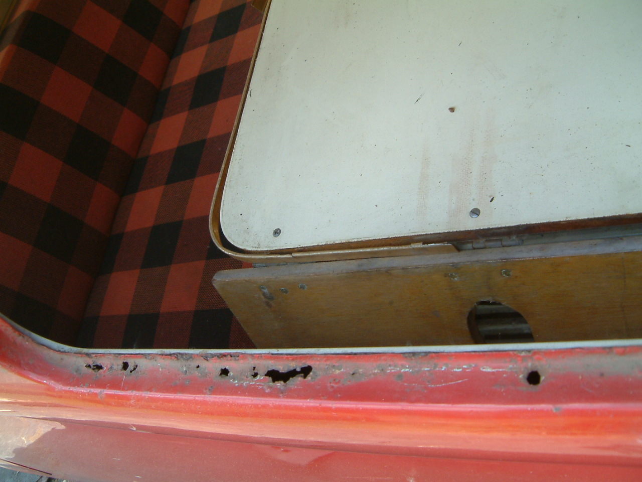 Image may have been reduced in size. Click image to view fullscreen.