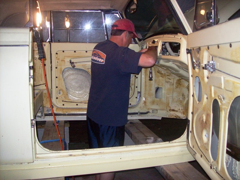 Image may have been reduced in size. Click image to view fullscreen.