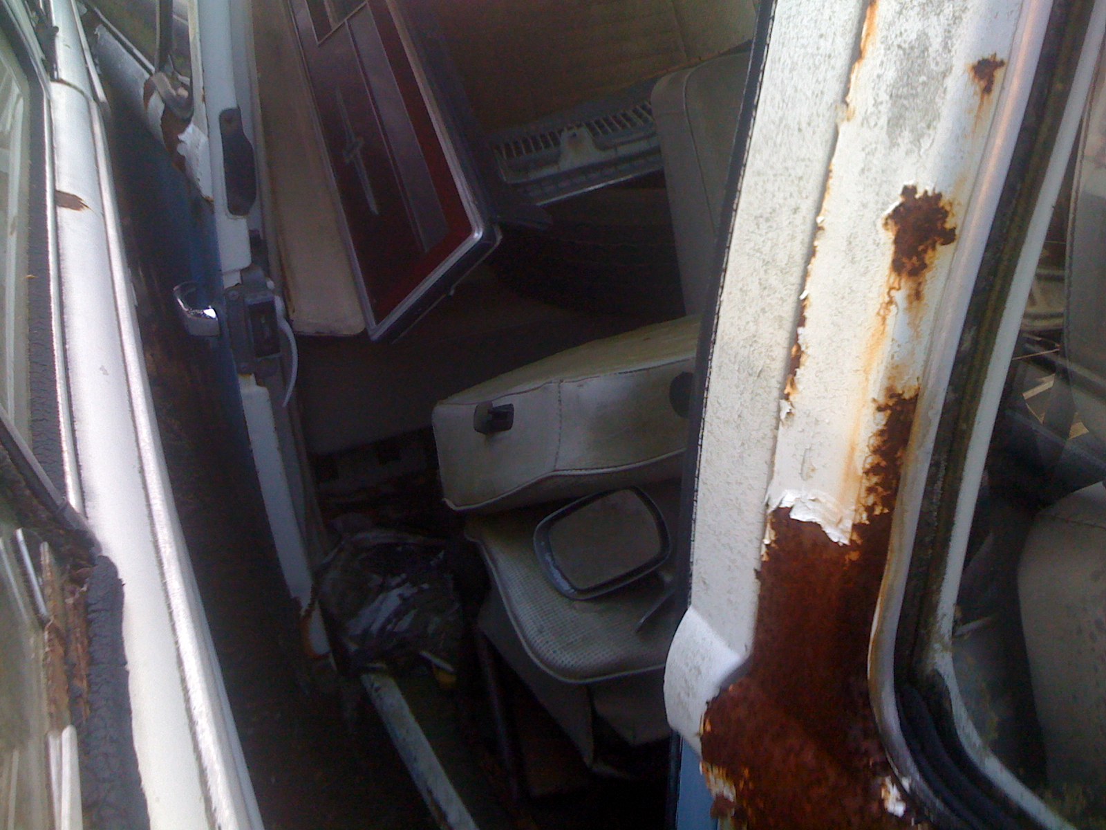 Image may have been reduced in size. Click image to view fullscreen.
