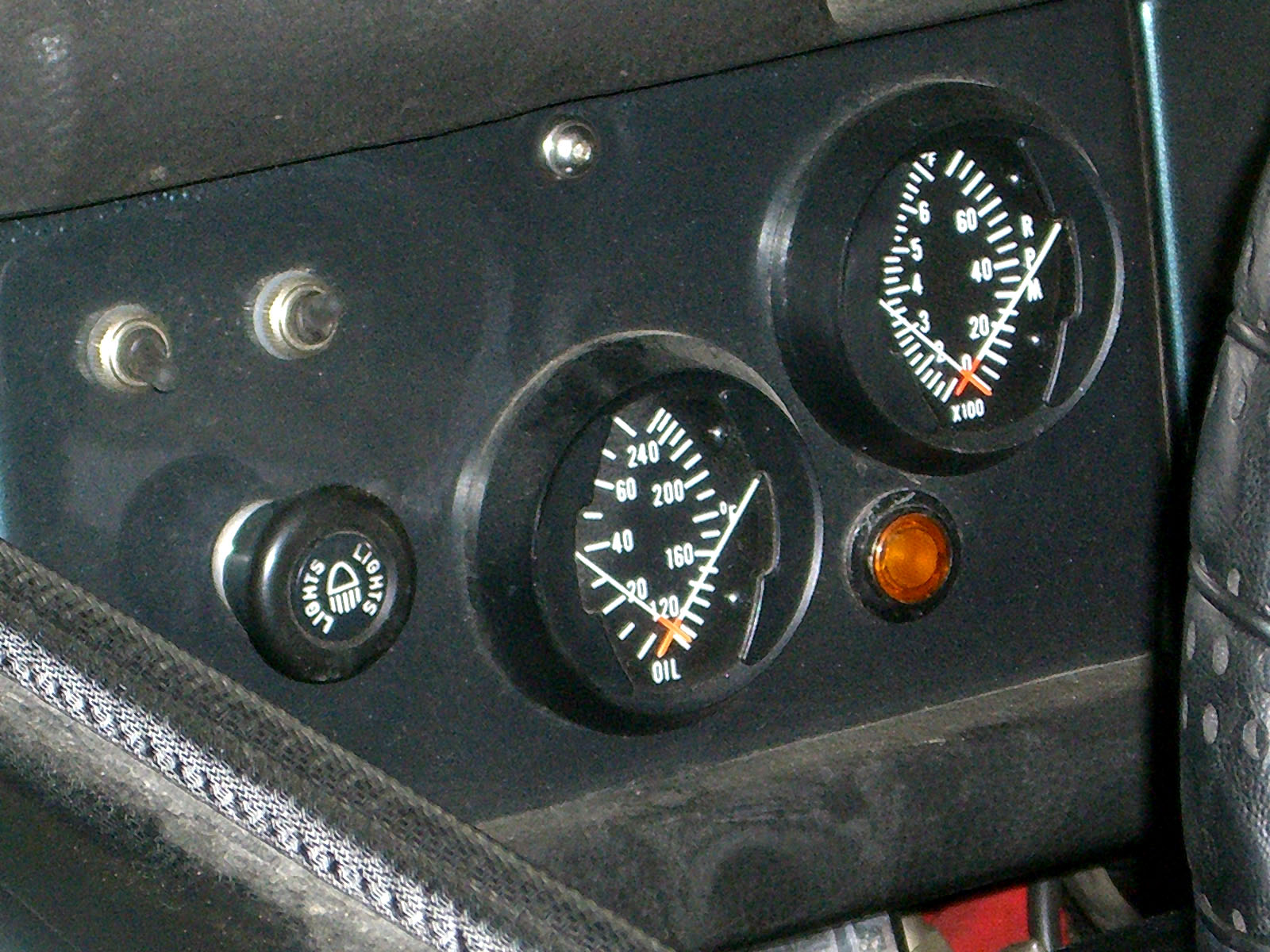 Image may have been reduced in size. Click image to view fullscreen.