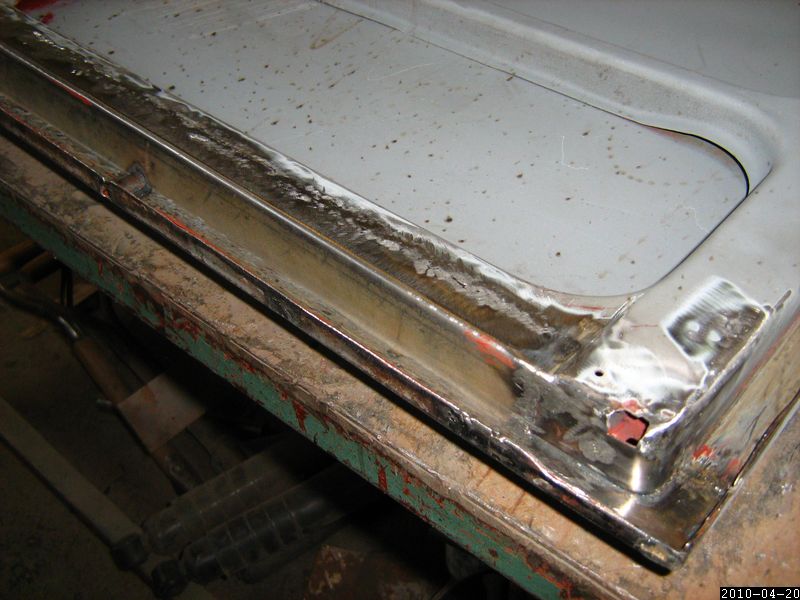 Image may have been reduced in size. Click image to view fullscreen.