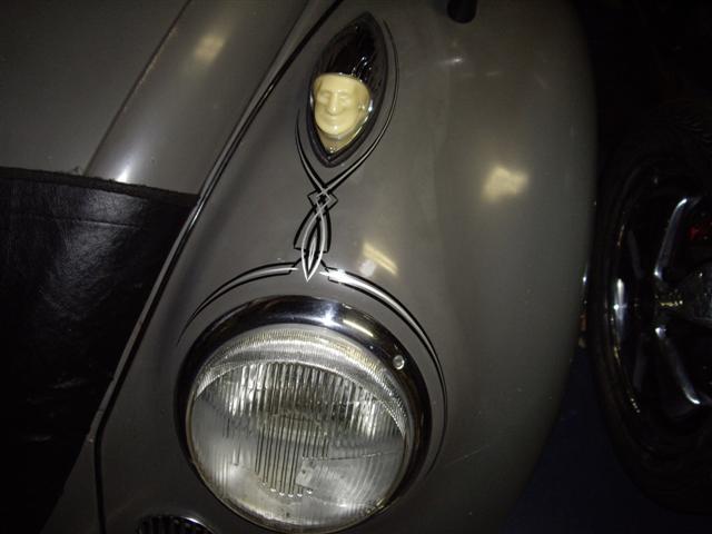Image may have been reduced in size. Click image to view fullscreen.