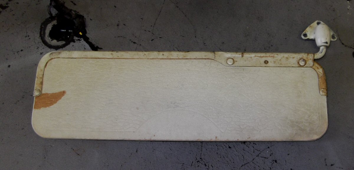 Image may have been reduced in size. Click image to view fullscreen.