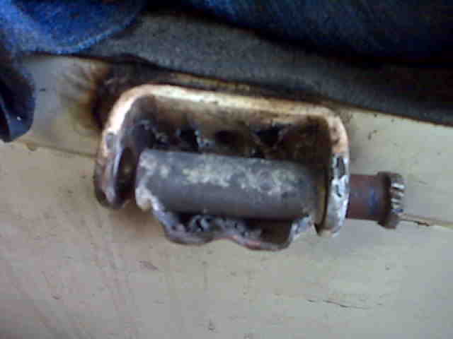 Image may have been reduced in size. Click image to view fullscreen.