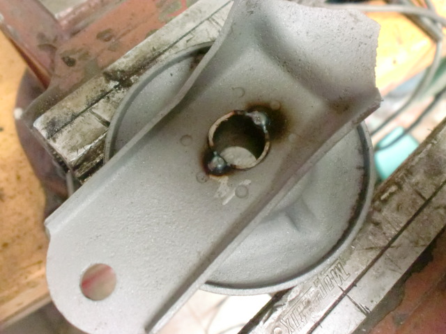 Image may have been reduced in size. Click image to view fullscreen.